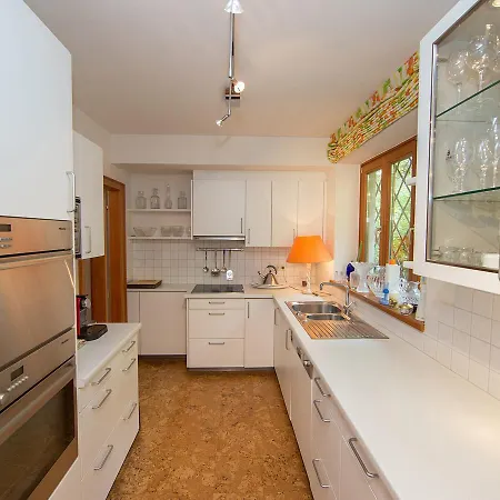 Beautiful Chalet In Horská chata